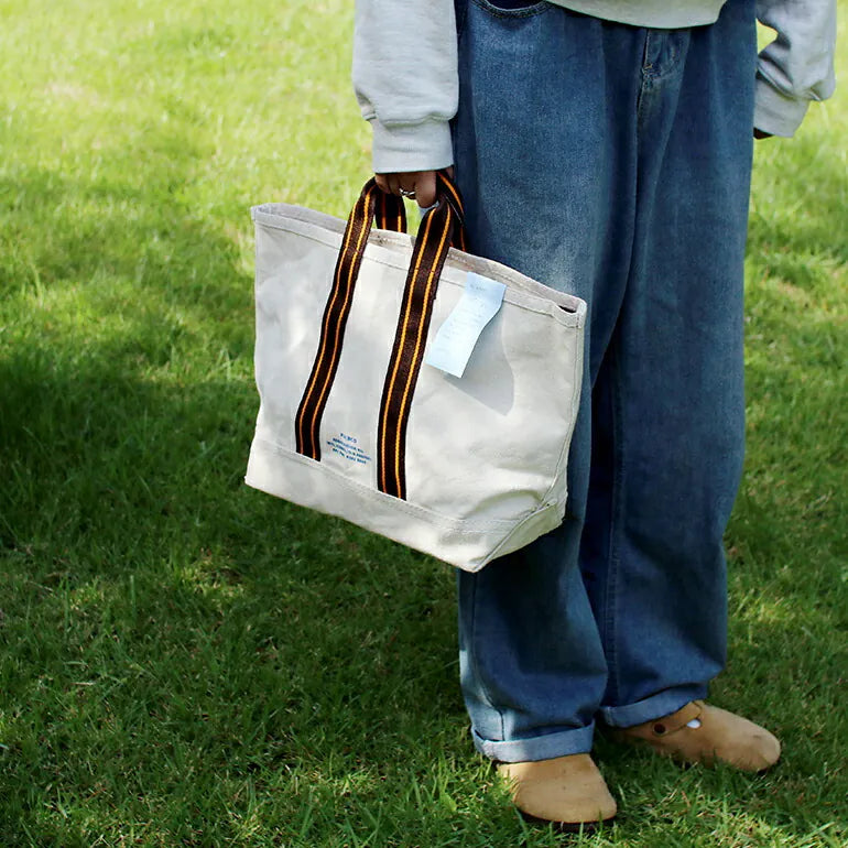 College Tote Bag / Library