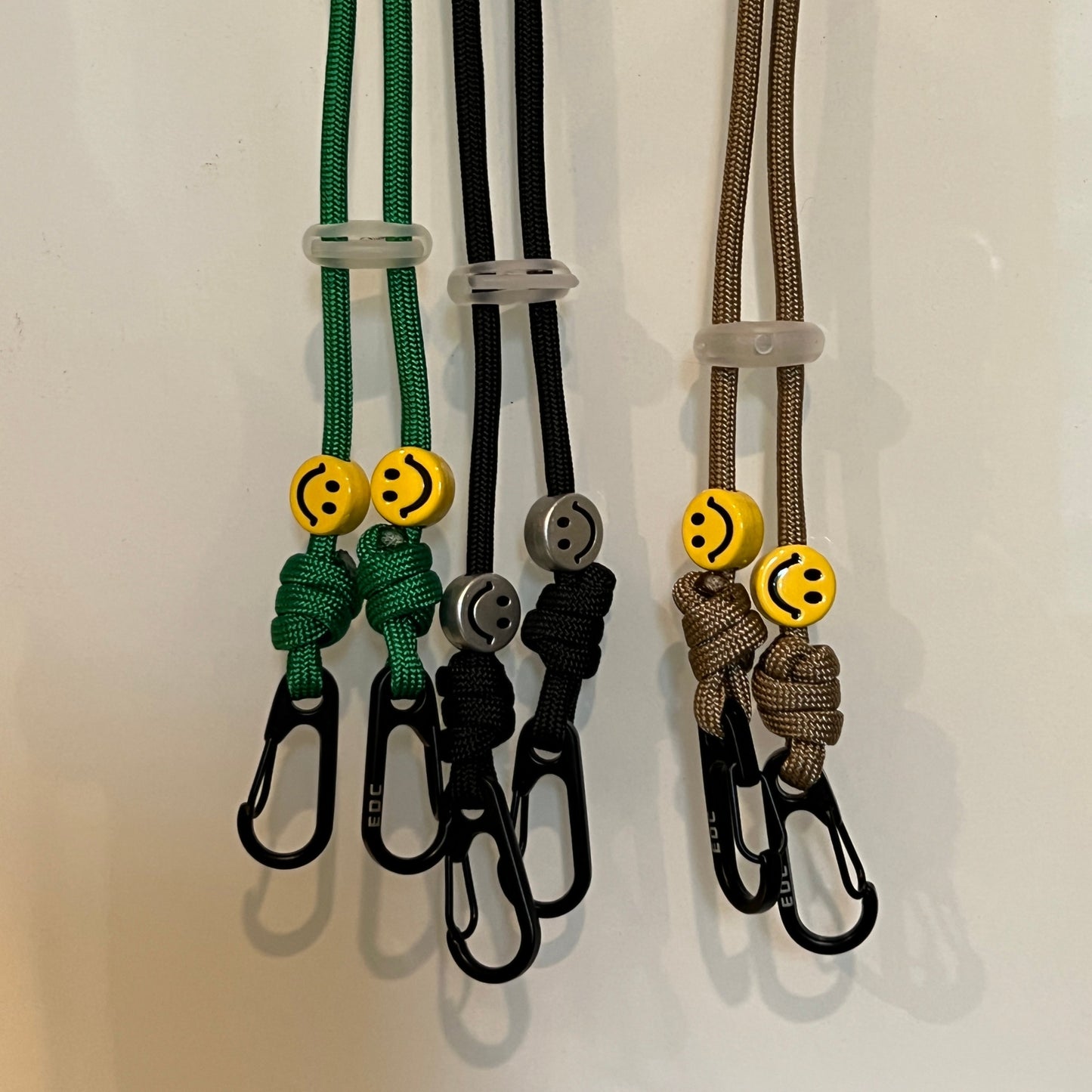 Tali Masker / Kacamata Hitam