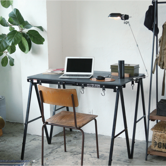 Kuda-kuda Gergaji & Gantungan (Hitam)