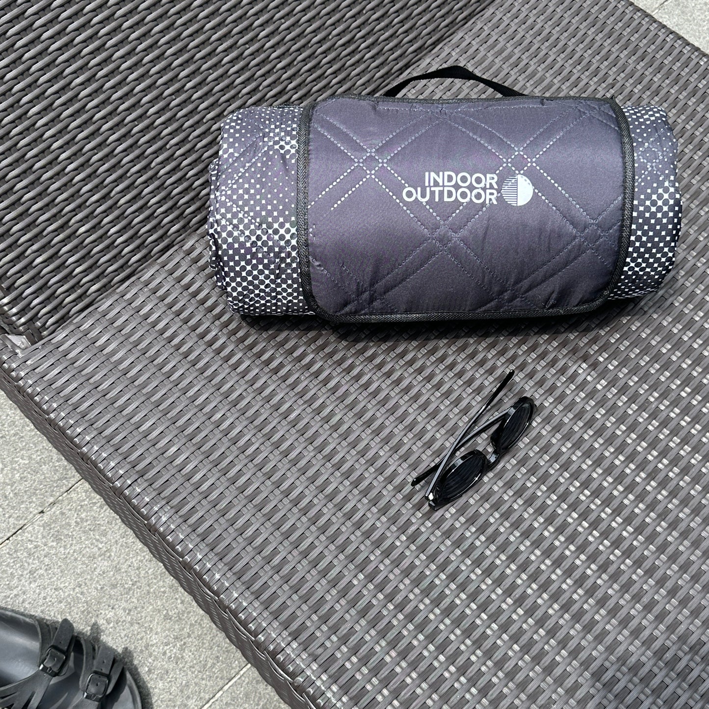 IO Outdoor Rug/ Picnic Blanket