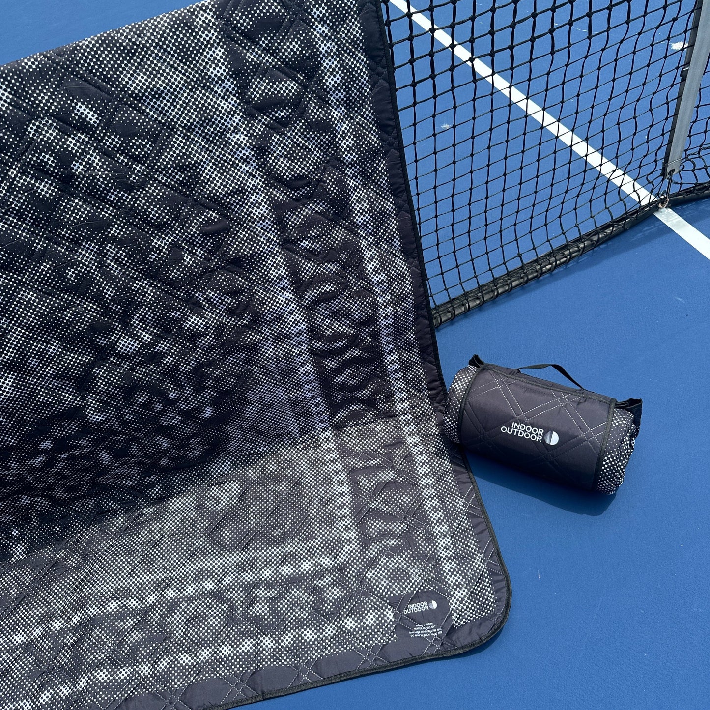 IO Outdoor Rug/ Picnic Blanket