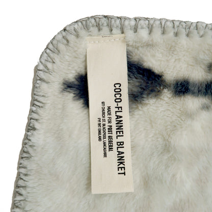 Flannel Fleece Blanket (White Tiger)