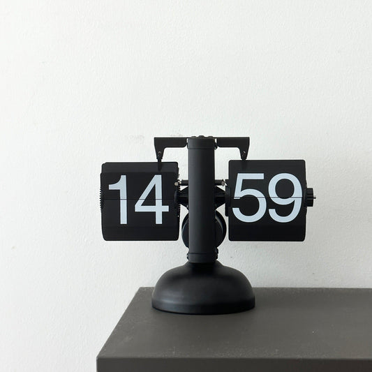 24H Flip Clock Black